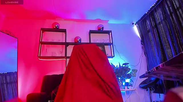 anuvyz_miller_ webcam