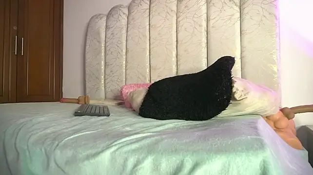 pocahotass_11 webcam