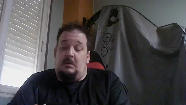 porkorossy live sex cam