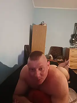 Robert198098 live sex cam