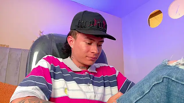 Nascary_Fox webcam