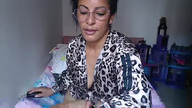 kateleyagrey webcam