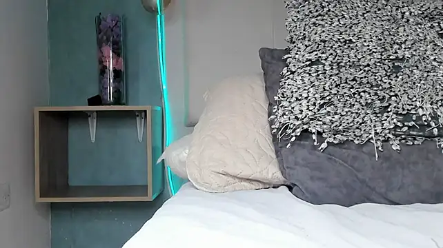 mia_gomez7