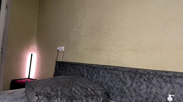 Marinpeach live sex cam
