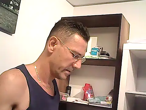 mastercharisma35 webcam