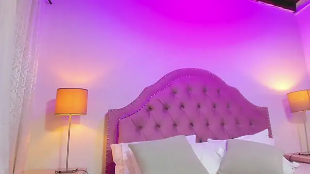 Mia_Culpa live sex cam