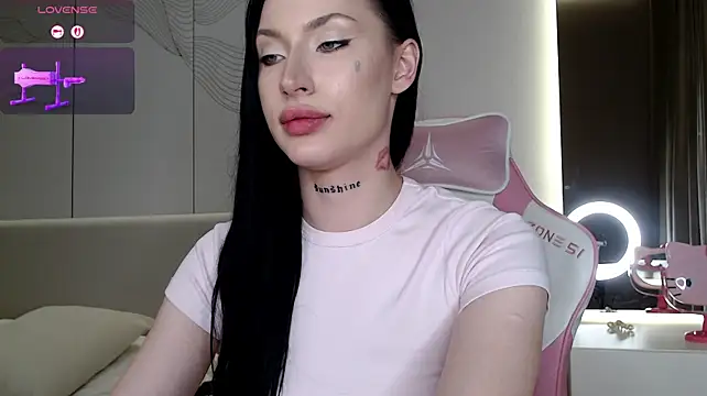 JenniferQueen11 webcam