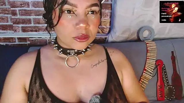 emma_bdsm_