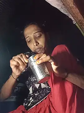 Pinki_thakur_1