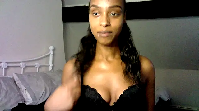 Hazel_Dollxx