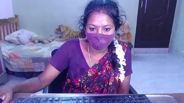 novapol11 (G milf) - topless