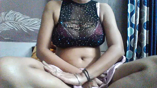 shalini_fire webcam