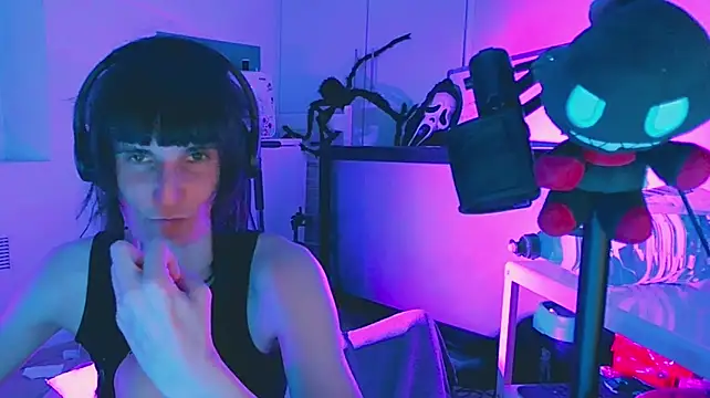 CeriseLapine live cam on StripChat