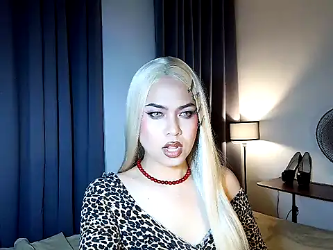 MistressLuna1