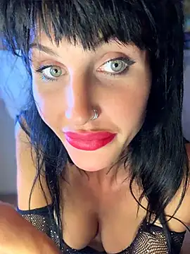 Lueyrose - Trans webcam sex chat
