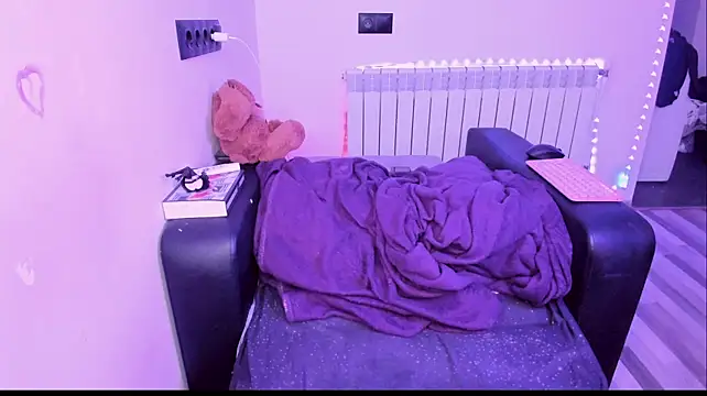 Модель: Lyricca
