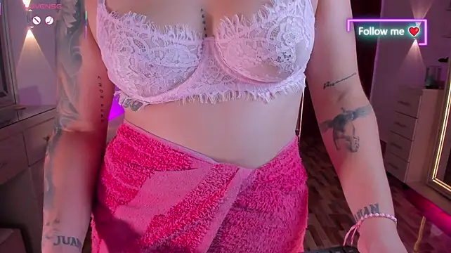 MiaLatina_ webcam
