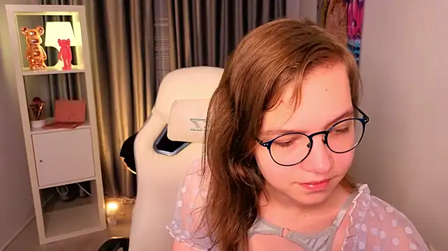 LiaBroock