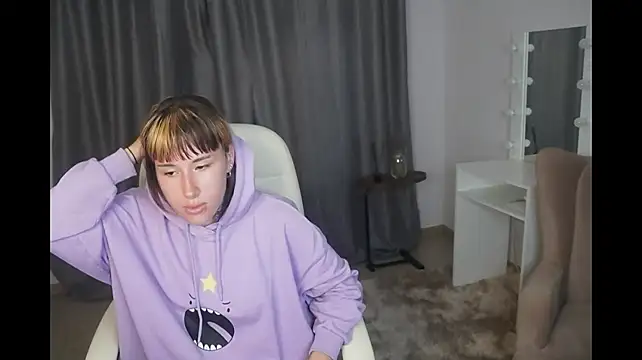 TomikoSword webcam