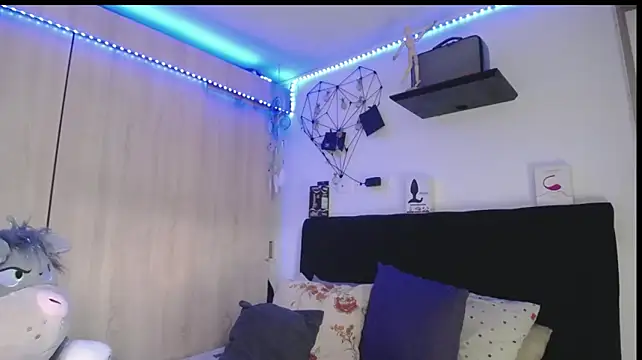 Santiago_kiler live cam on StripChat