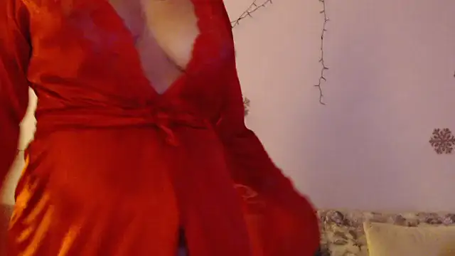 YourfantasyGiuly live cam on StripChat