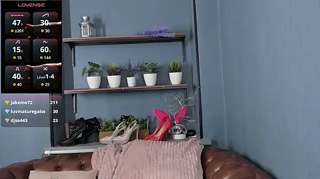 JessicaFoxie live cam on StripChat