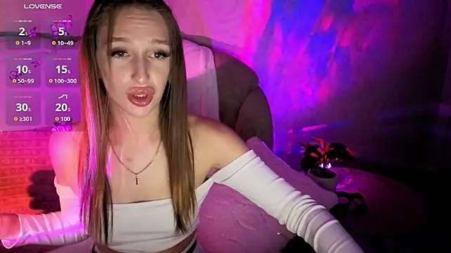 LilaRosewood live cam on StripChat