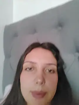 Bella_Karoline