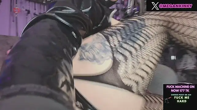 fetishkinkymeganx live sex cam