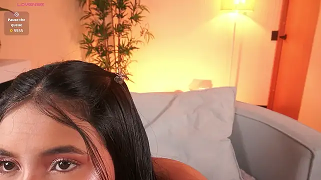 Luna_cullen live cam on StripChat