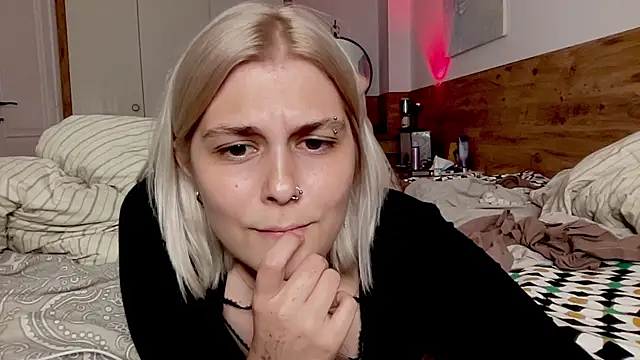 Ella_Bloom live cam on StripChat