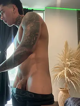 dominiofit (M young) - for a coffee or smoke  😋​😋​😋​