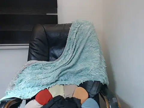 asian_gregor (M young) - Drop 300 to cum now or lets private