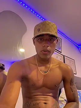 ydiaz09 (M twink) - Hard cock + stip cock