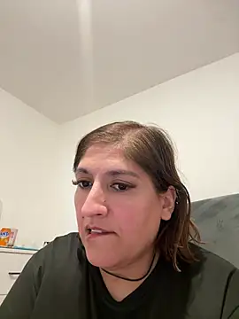 Spicy-Kareena webcam