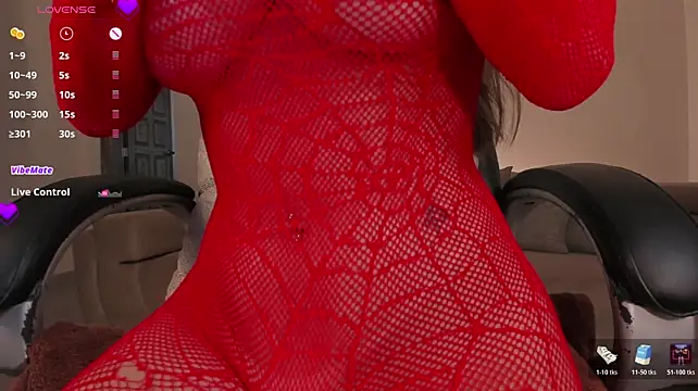 MaryLewis_ webcam