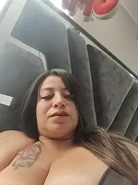 emily_kooper (F young) - Big natural tits out 🤤