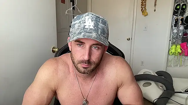 brettmycles28 (M young) - Cum Show