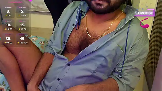 SilverShade3 live cam on StripChat