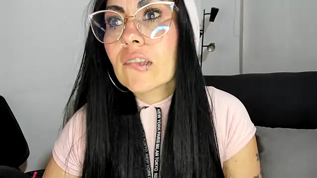 Tania_mature webcam