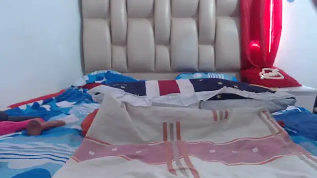 AmmyCollins live cam on StripChat