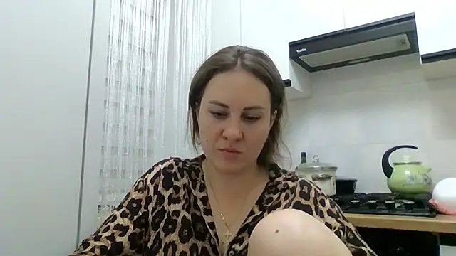 MeadowEyes live cam on StripChat