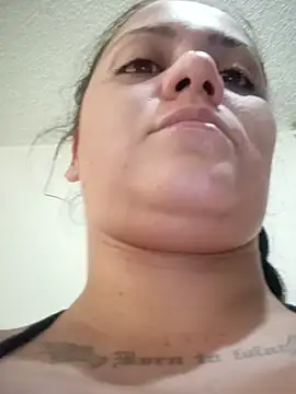 hagathas69 live cam on StripChat