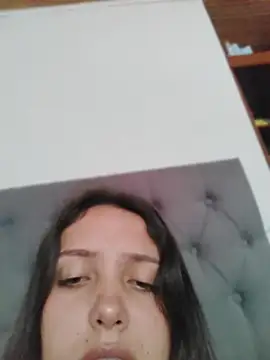 Bella_Karoline