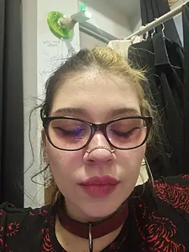 whatevaandissues (Ask my age) - BLOWJOB