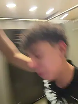 yoursexyjose's live room