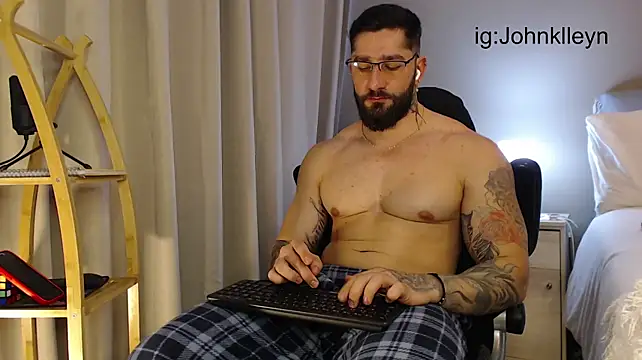 jonhklleyn Momentaufnahme des Live-Raums auf Stripchat