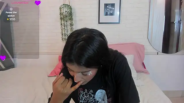 Lia_Passion live cam on StripChat