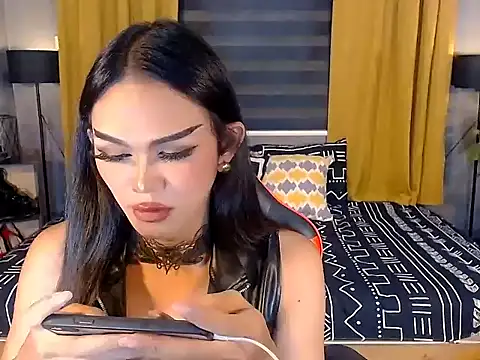 VixenNoir69 live cam on StripChat