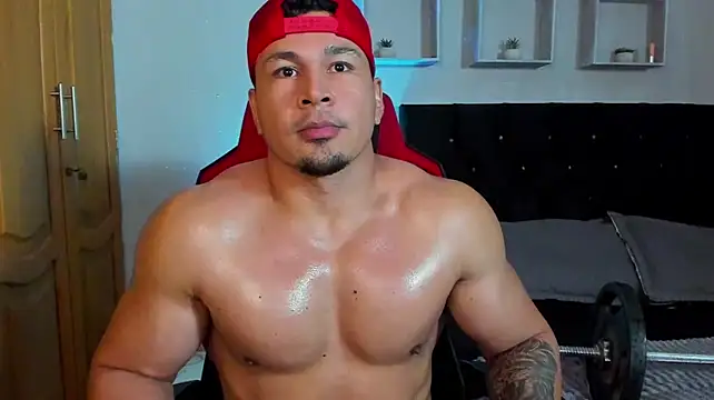 tyler_hank01 live cam on StripChat